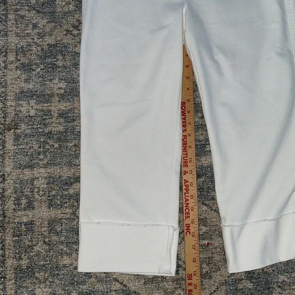 Lillie Rubin size 8 white cropped capris -like new - Picture 6 of 8